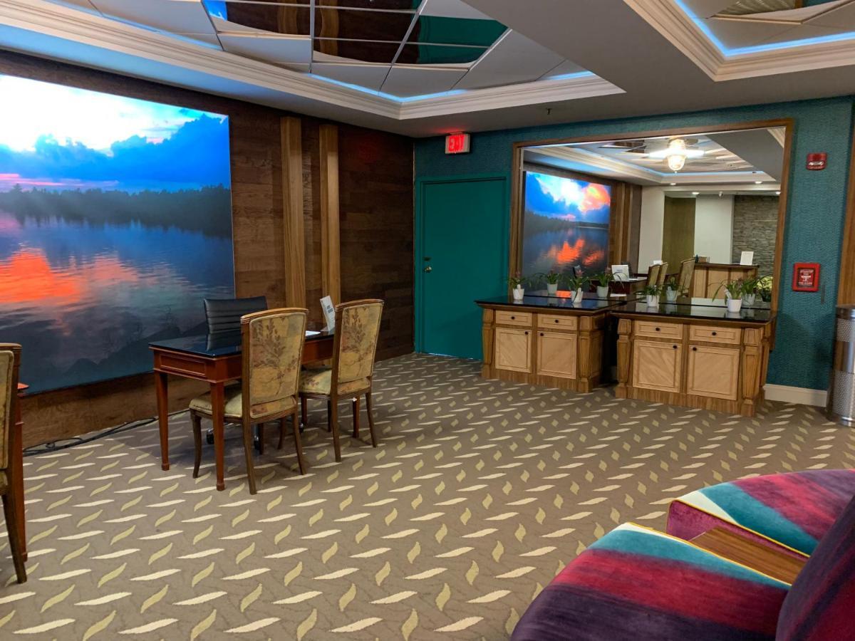 สปลิต ร็อก รีสอร์ต Hotel เลคฮาร์โมนี ภายนอก รูปภาพ