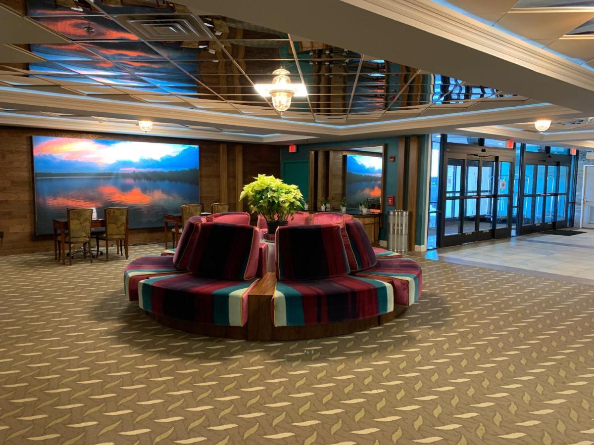 สปลิต ร็อก รีสอร์ต Hotel เลคฮาร์โมนี ภายนอก รูปภาพ