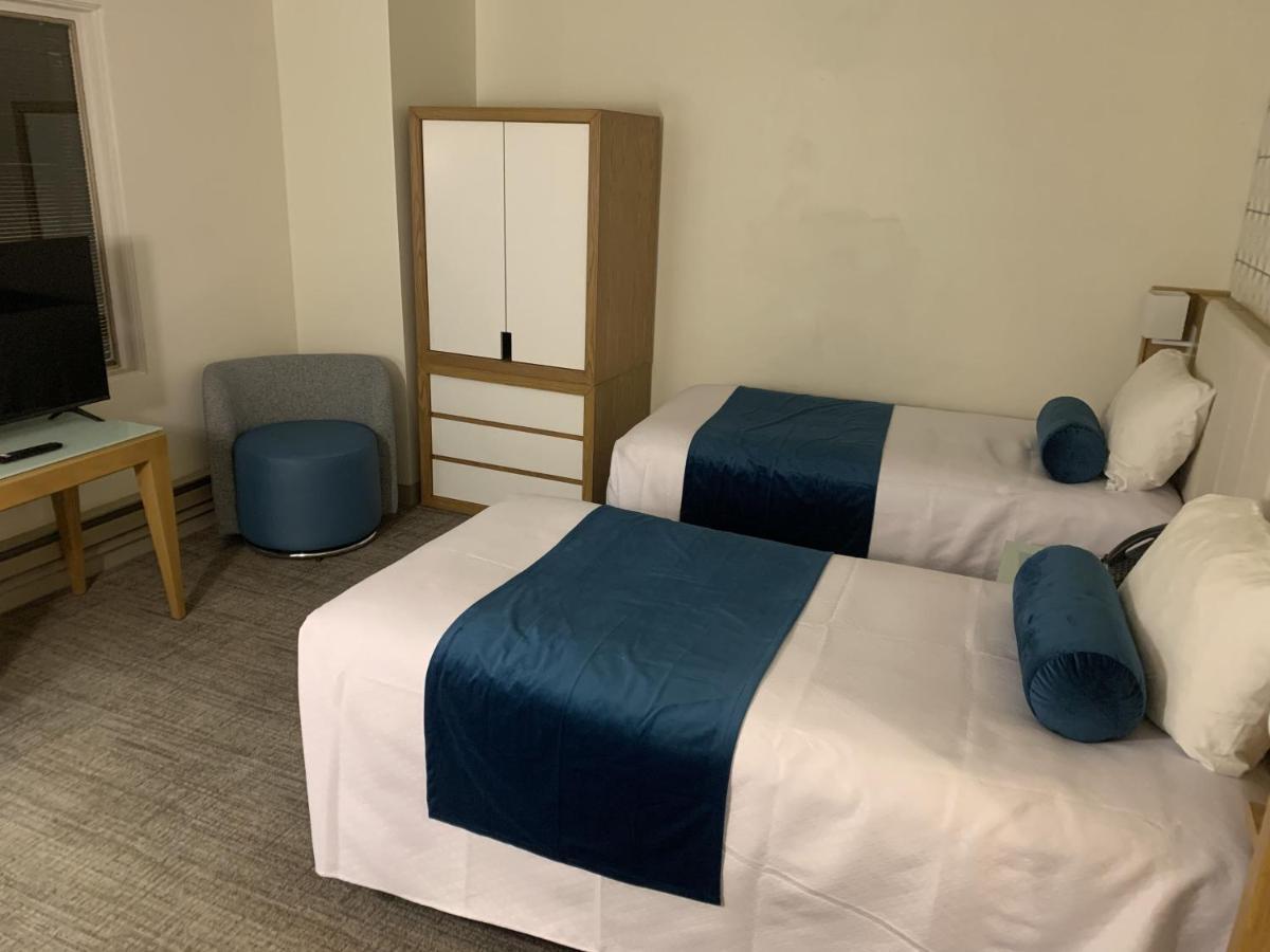 สปลิต ร็อก รีสอร์ต Hotel เลคฮาร์โมนี ภายนอก รูปภาพ