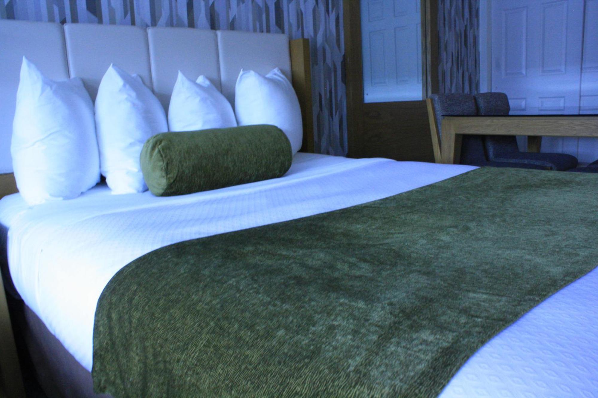 สปลิต ร็อก รีสอร์ต Hotel เลคฮาร์โมนี ภายนอก รูปภาพ